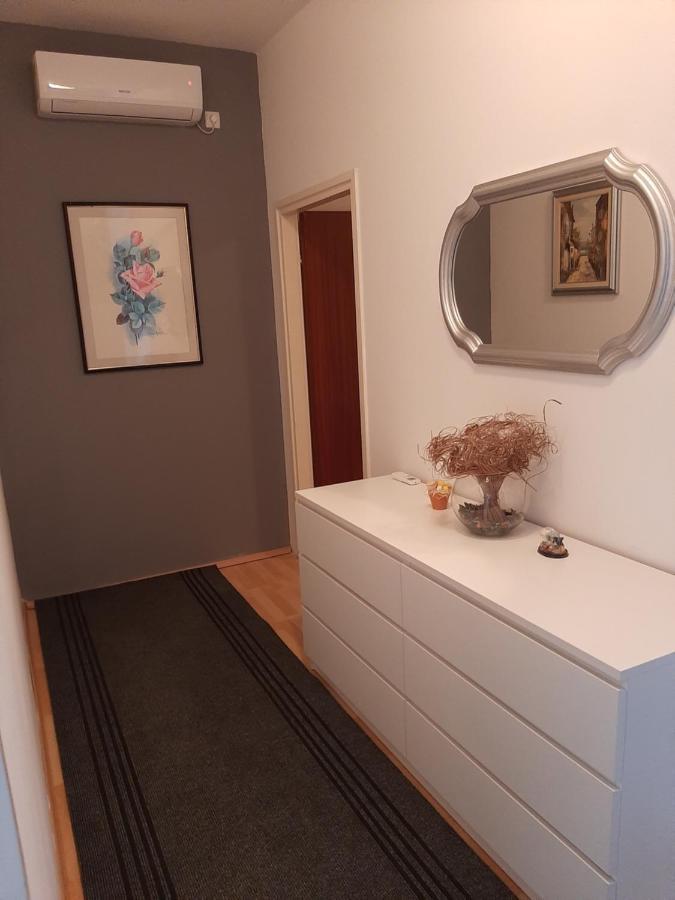 לוזובאק Apartment Viki מראה חיצוני תמונה