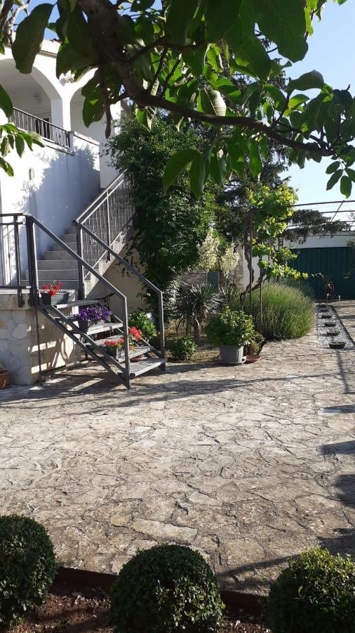 לוזובאק Apartment Viki מראה חיצוני תמונה